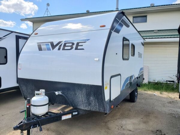 2023 Forest River Vibe West 17DB - Image 4