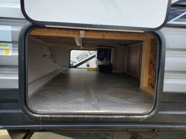 2023 Forest River Evo EVO Northwest Lite 2160RBX - Image 7