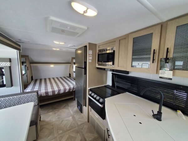 2023 Forest River Evo EVO Northwest Lite 2160RBX - Image 10