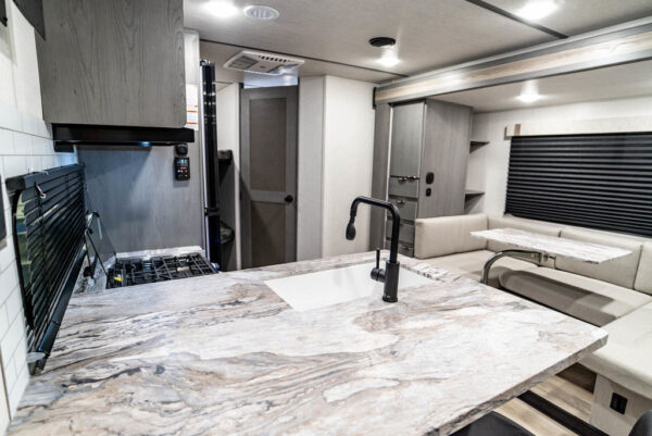 2024 Forest River  OZARK 2640BHK - Image 6