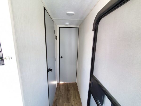 2023 Forest River Vibe West 26RK - Image 17