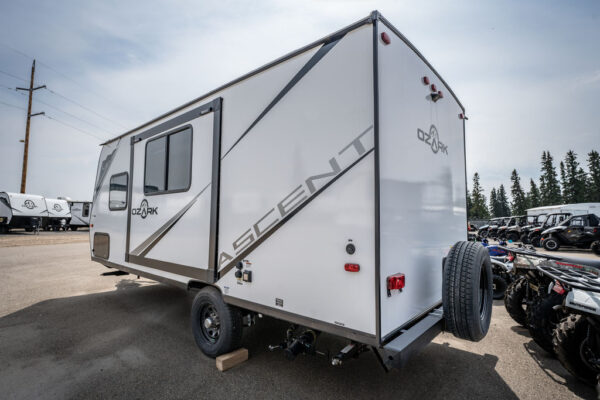 2023 Forest River Ozark 1800QSX - Image 3