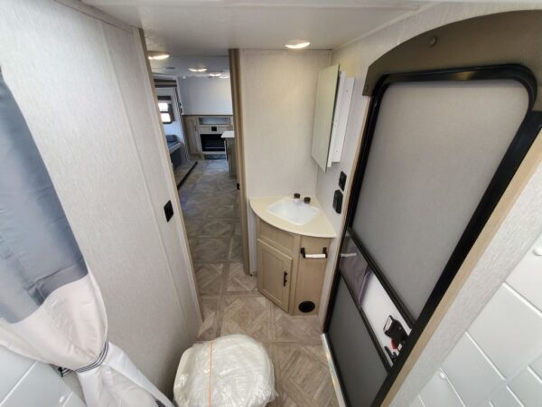 2023 Forest River Evo EVO Northwest Lite 2700BHX - Image 31