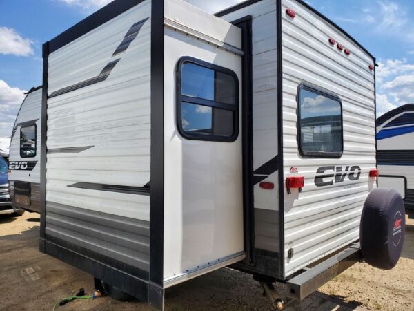 2023 Forest River Evo EVO Northwest Selects 169RS - Image 3