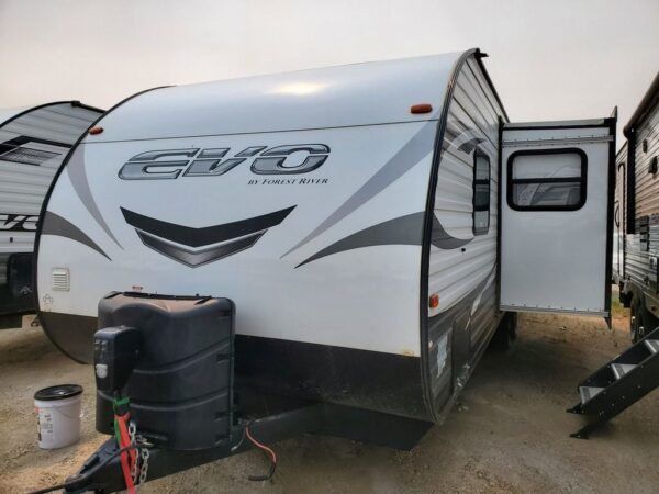 2021 Forest River Evo EVO Northwest Lite 2700BH - Image 3