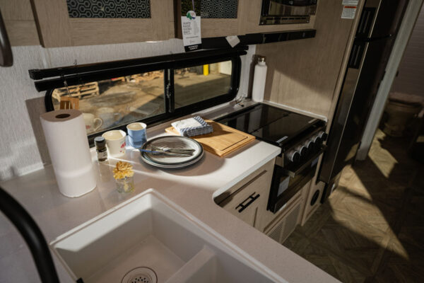 2024 Forest River  EVO Northwest Lite 2700BHX - Image 10