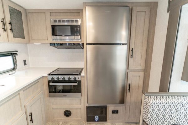 2024 Forest River Evo EVO Northwest Lite 2460RKX - Image 6