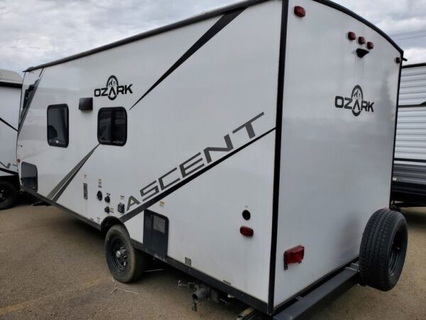 2023 Forest River Ozark 1660FQ - Image 3